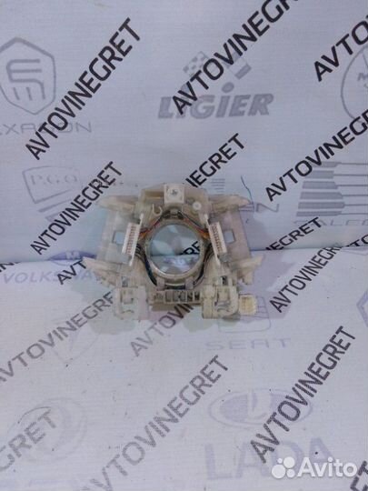 Корпус подрулевых переключателей Mitsubishi L200