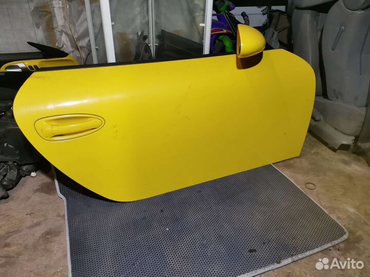 Двери правая на porsche cayman 987