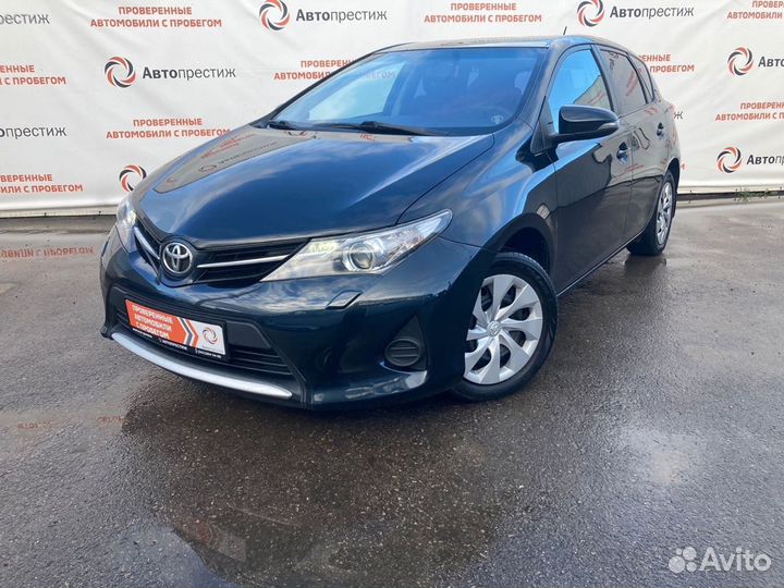 Toyota Auris 1.6 МТ, 2013, 143 000 км