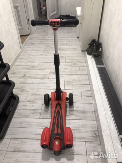 Самокат детский трехколесный