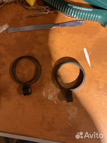 Ducati monster крепления переднего крыла правые