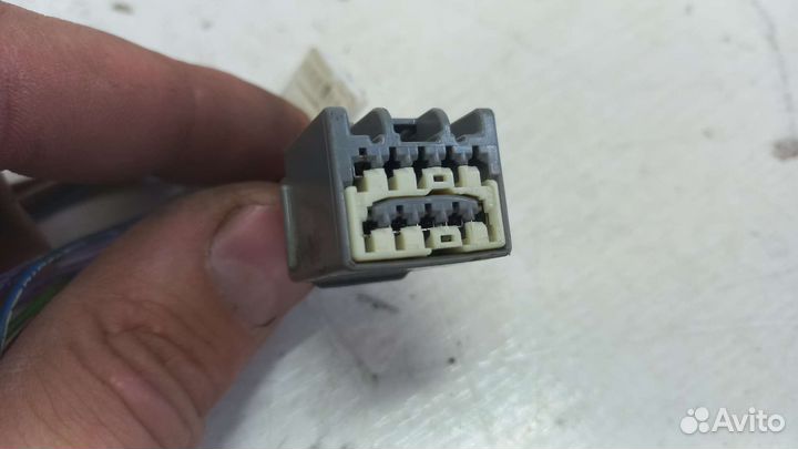 Проводка моторчика люка крыши Mercedes-Benz W207