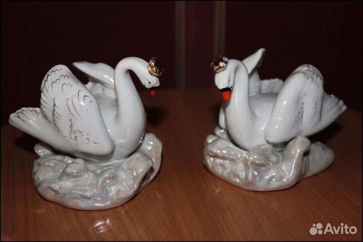 Фарфоровая статуэтка 