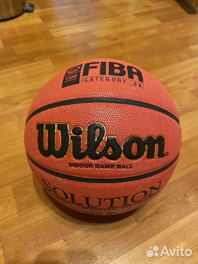 Баскетбольный мяч wilson solution fiba