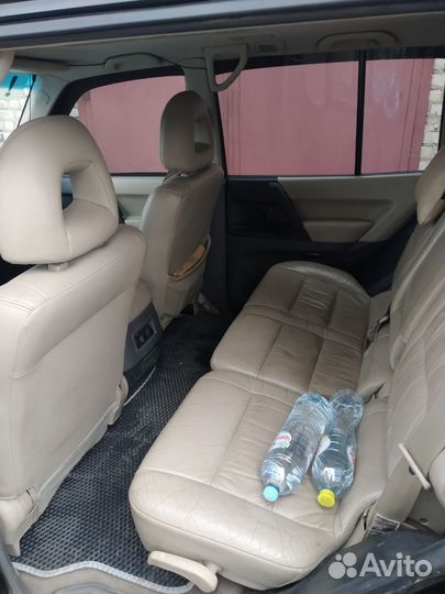 Mitsubishi Pajero 3.2 AT, 2000, 250 000 км