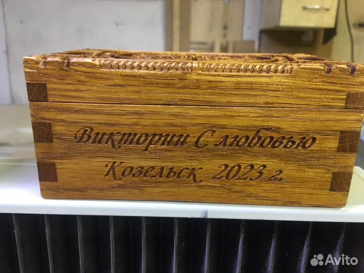 Шкатулка для украшений из дерева