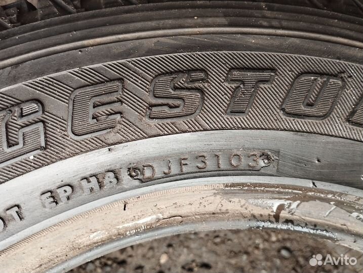 Bridgestone Blizzak DM-Z3 215/65 R16 98Q