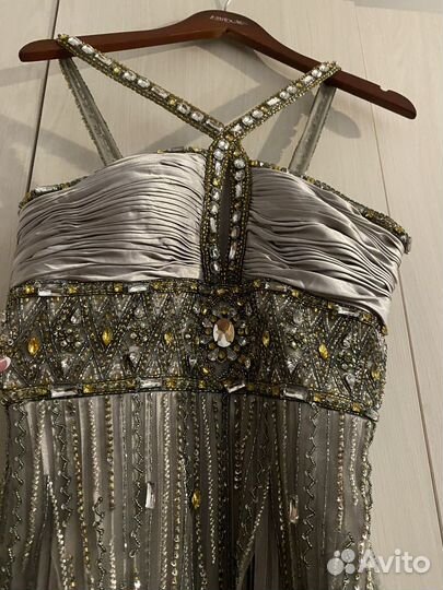 Вечернее платье
