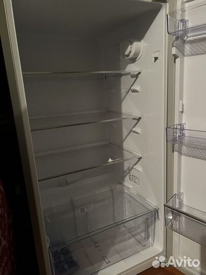 Холодильник beko