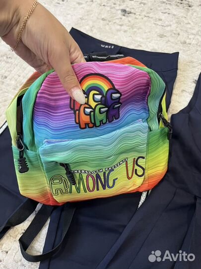 Новая школьная одежда пакетом