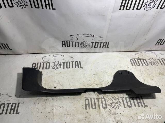 Накладка порога внутренняя правая Opel Corsa D