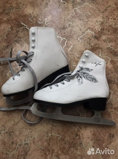 Коньки для фигурного катания