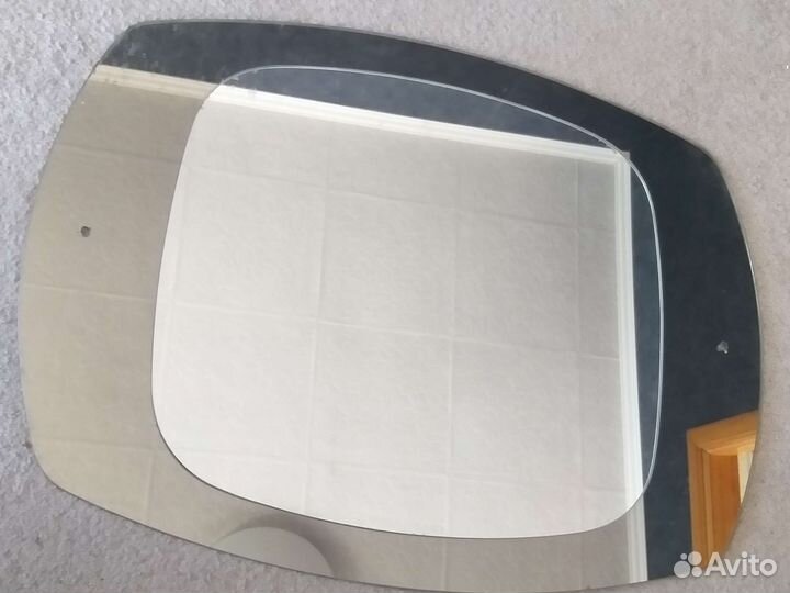 Зеркало,светильник,штанга для душа