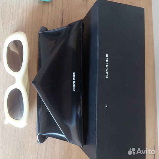 Солнечные очки Gentle Monster