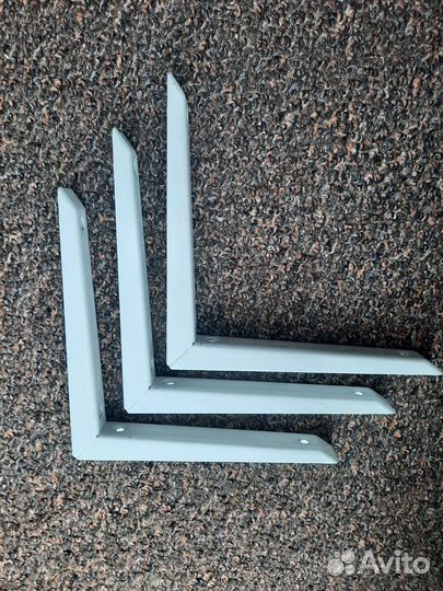 Крепления для полок