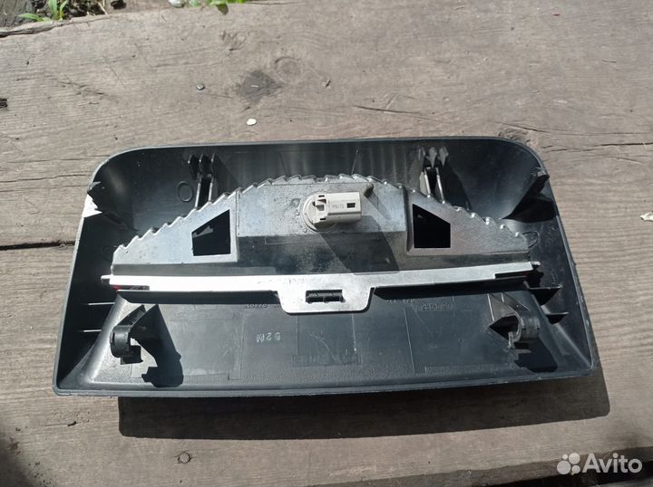 Дополнительный стоп сигнал