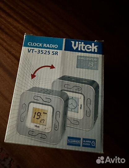 Будильник приемник vitek