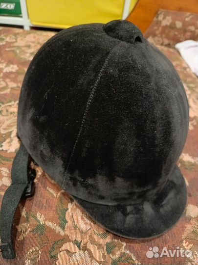 Шлем для верховой езды. Конная амуниция