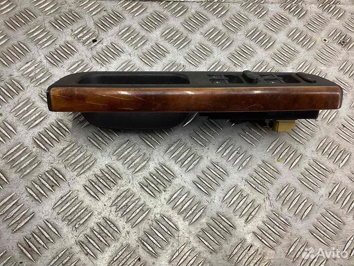 Блок управления стеклоподъемниками Volkswagen Golf