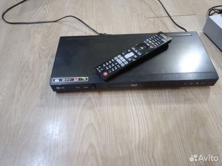 Blu ray плеер lg