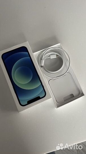 iPhone 12, 64 ГБ