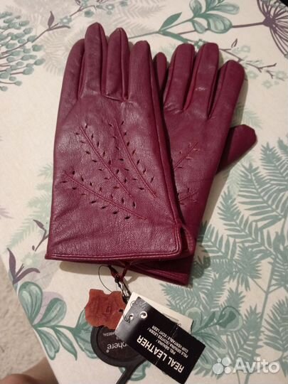Перчатки женские кожаные новые