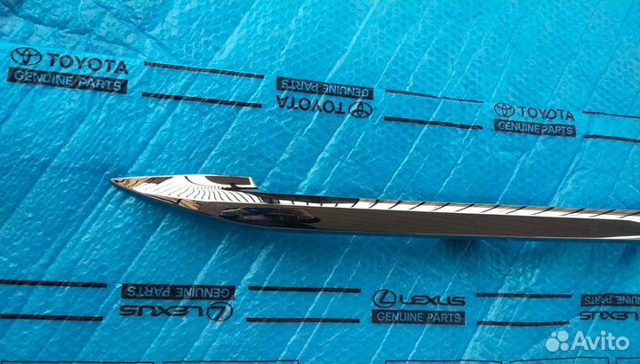 Молдинг багажника Лексус Gx 460 нижний
