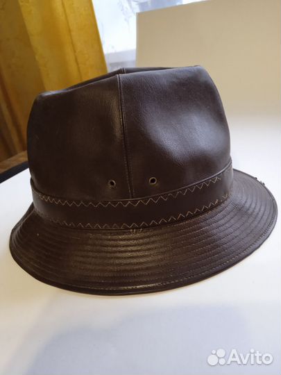 Шляпа кожа заменитель 57 размер