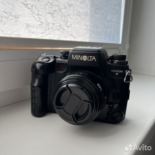 Minolta maxxum (dynax) 9 + 50mm 1.4