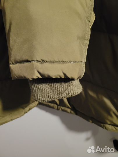 Пуховик мужской Guess M