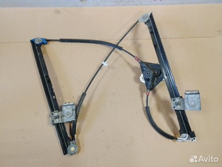 Стеклоподъемник передний правый Volkswagen Caddy