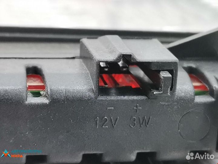 Стоп-сигнал Volkswagen Sharan рест. 2003