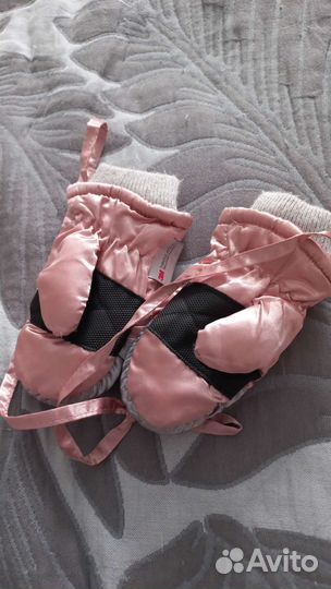 Рукавички детские