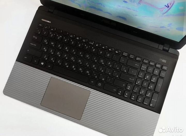 Ноутбук Asus для офиса Intel Core I3 / 240 SSD