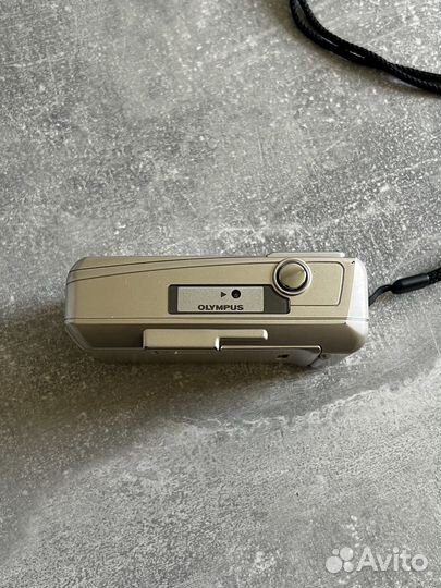 Плёночный фотоаппарат olympus
