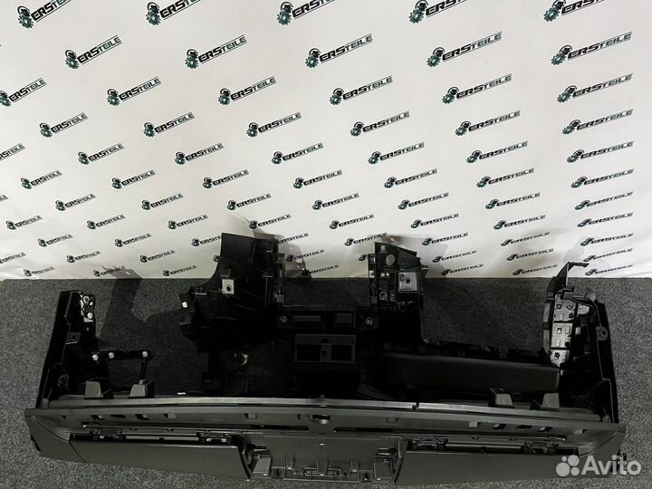 Передняя панель (торпедо) Iveco Daily 35S180 2021