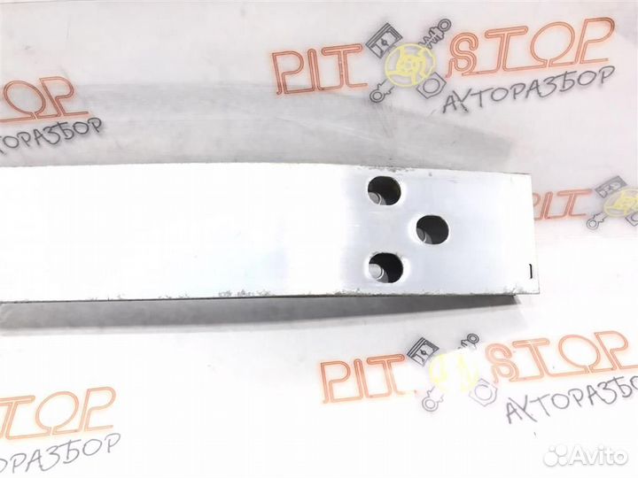 Усилитель переднего бампера Lexus GS430 (UZS190)