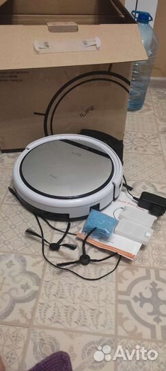 Робот пылесос ilife v50
