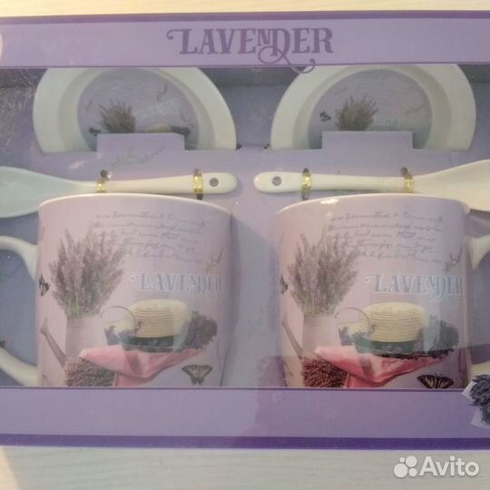 Набор чашек с блюдцами 