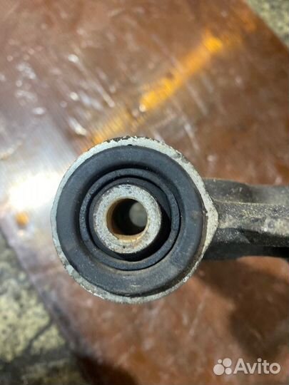 Рычаг подвески нижний передний левый Chevrolet