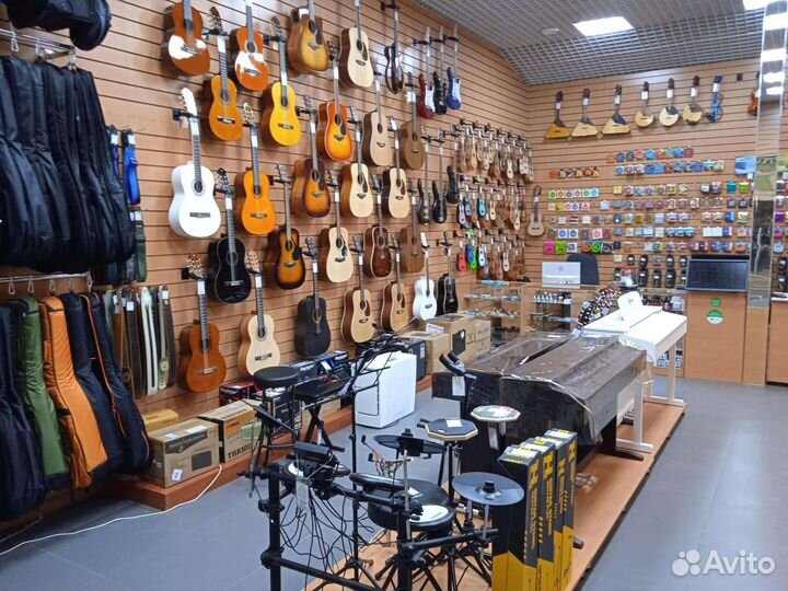 Ремни гитарные басовые укулеле ткань / кожзам