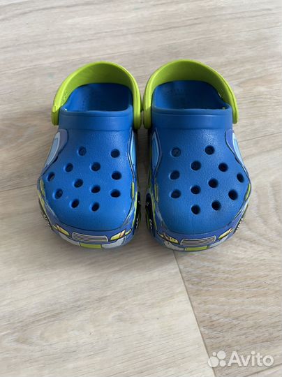 Сабо Crocs для мальчика 25