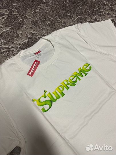 Футболка Supreme