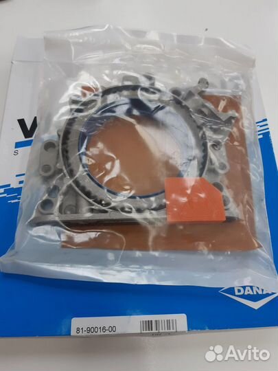 Манжета коленчатого вала задняя 819001600