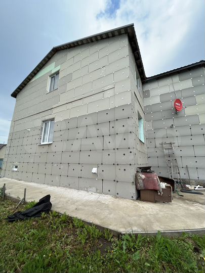 Дом 240 м² на участке 20 сот.