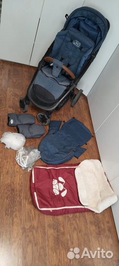 Прогулочная коляска