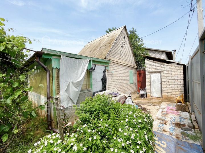 Дача 20 м² на участке 5,6 сот.