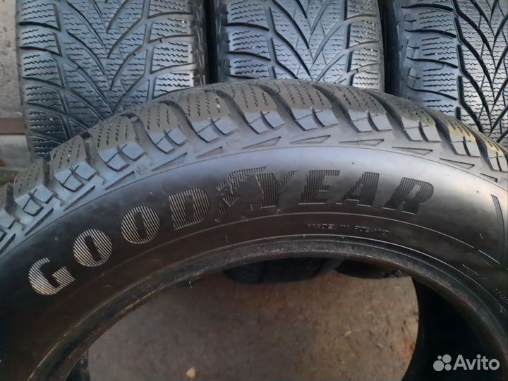 Goodyear UltraGrip Ice 2 195/60 R15