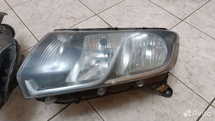 Запчасти на renault logan 2