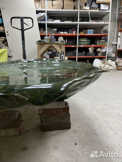 Лежак из нефрита для бани и дома